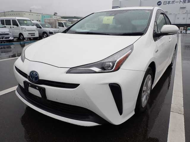TOYOTA PRIUS 2019