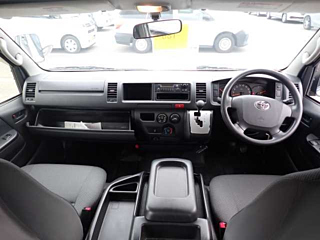 TOYOTA HIACE 2016