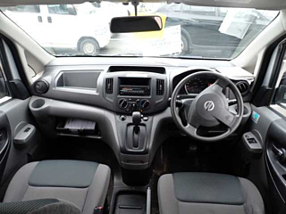 NISSAN NV200 2013