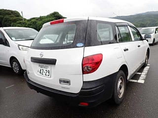 NISSAN AD 2020