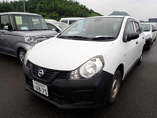 NISSAN AD 2018