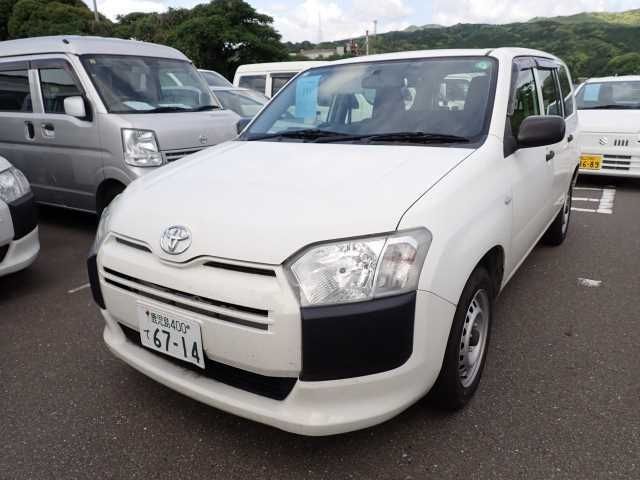 TOYOTA PROBOX 2018