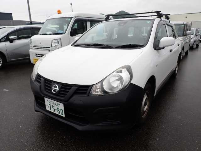 NISSAN AD 2020