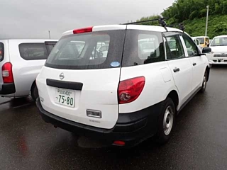 NISSAN AD 2020