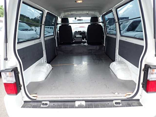 MAZDA BONGO VAN 2017