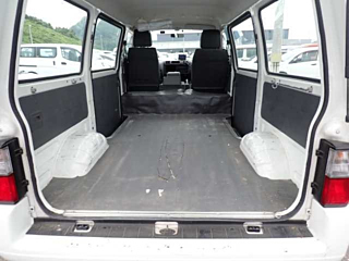 MAZDA BONGO VAN 2018