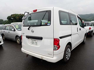 NISSAN NV200 2016