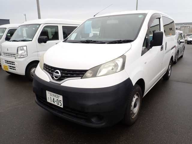 NISSAN NV200 2016