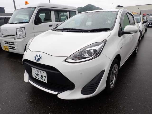 TOYOTA AQUA 2020