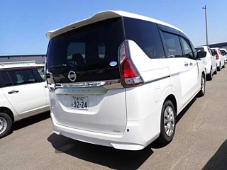 NISSAN SERENA 2018