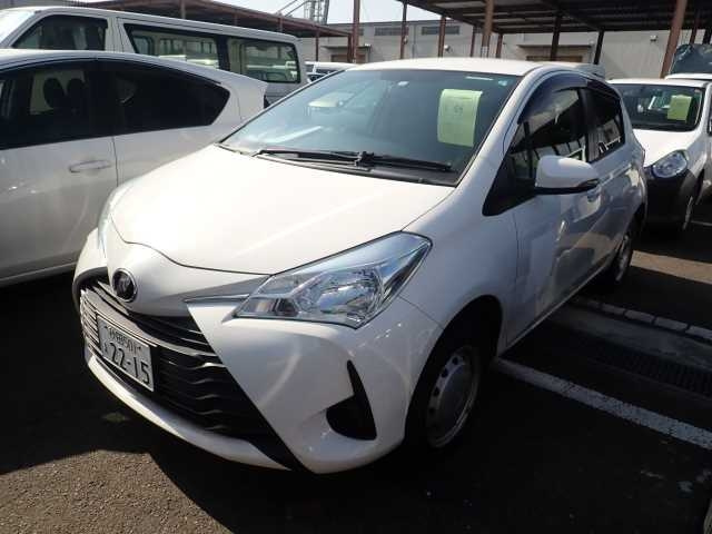 TOYOTA VITZ 2018