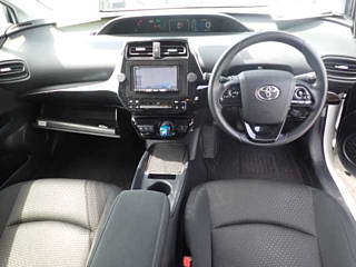TOYOTA PRIUS 2020