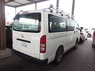 TOYOTA HIACE VAN 2011