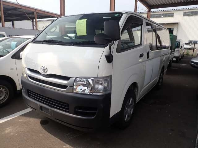 TOYOTA REGIUS ACE VAN 2010