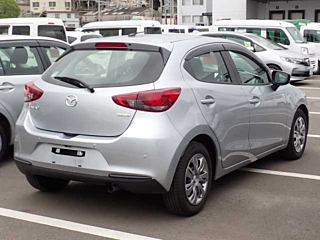 MAZDA MAZDA2 2020