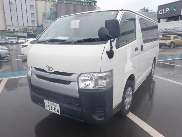 TOYOTA HIACE VAN 2019