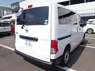 NISSAN NV200 2019