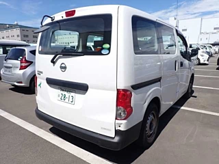 NISSAN NV200 2013
