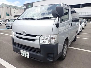 TOYOTA HIACE VAN 2015