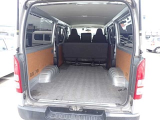 TOYOTA HIACE VAN 2015