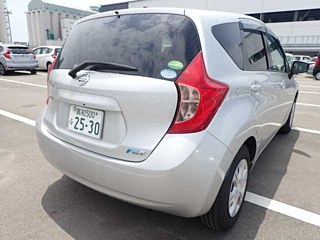 NISSAN NOTE 2015