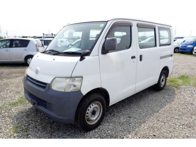 TOYOTA TOWN ACE VAN 2012