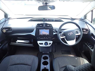 TOYOTA PRIUS 2018