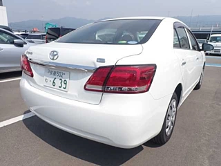 TOYOTA PREMIO 2018