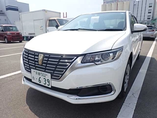 TOYOTA PREMIO 2018
