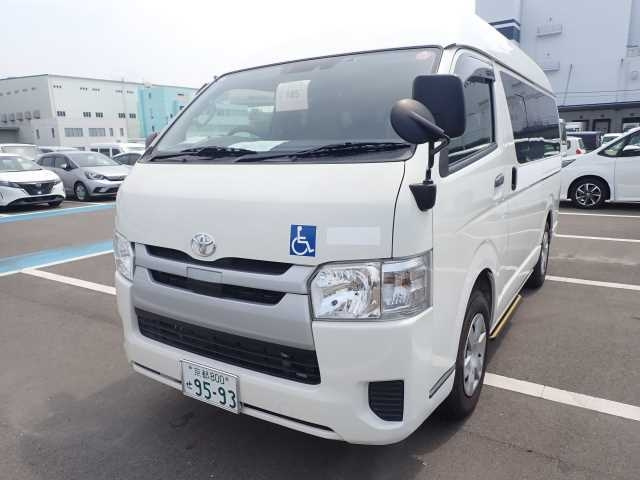 TOYOTA HIACE VAN 2019
