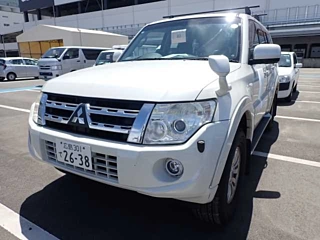 MITSUBISHI PAJERO 2012