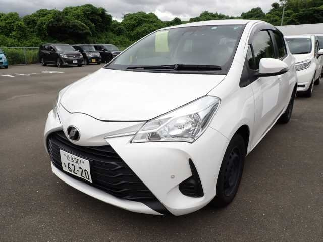 TOYOTA VITZ 2018