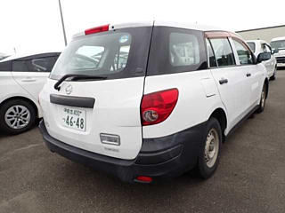 NISSAN AD 2010