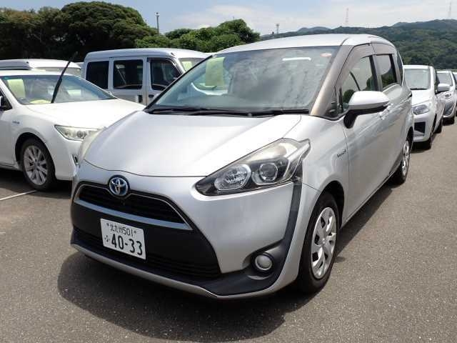 TOYOTA SIENTA 2017