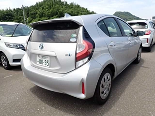 TOYOTA AQUA 2018
