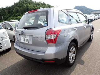 SUBARU FORESTER 2015