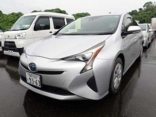 TOYOTA PRIUS 2016