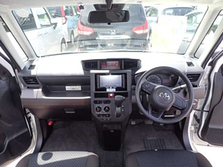 TOYOTA ROOMY 2022