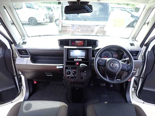 TOYOTA ROOMY 2022