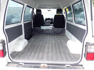 MAZDA BONGO VAN 2017