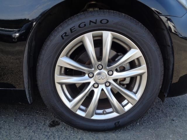 NISSAN FUGA 2016
