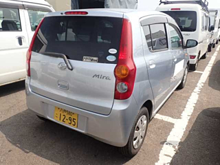 DAIHATSU MIRA 2011