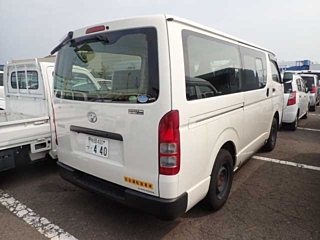 TOYOTA HIACE VAN 2020
