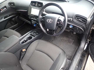 TOYOTA PRIUS 2021