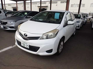 TOYOTA VITZ 2012