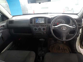 TOYOTA SUCCEED 2011