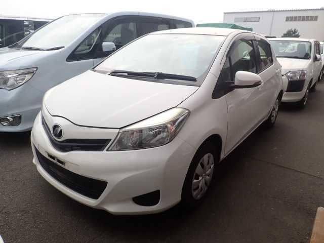 TOYOTA VITZ 2014