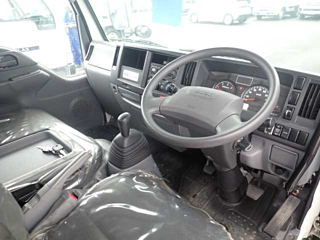 ISUZU ELF 2017