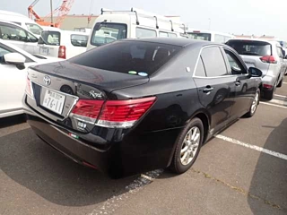 TOYOTA CROWN 2017