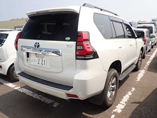 TOYOTA LAND CRUISER PRADO 2018